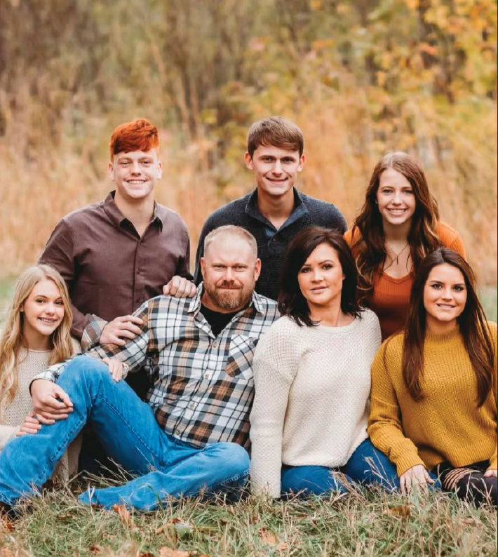 Nate Smith, State Director at NFN Auctions, with his family